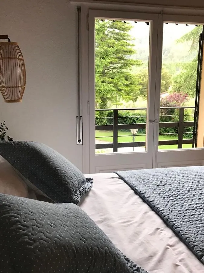Bed and Breakfast Els Avets De La Muga Sant Llorenc de la Muga